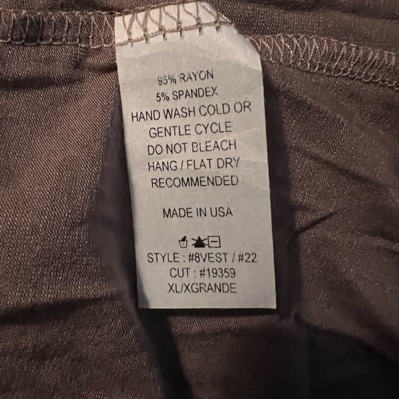 Womens’s sleeveless cardigan - Picture 3 of 4